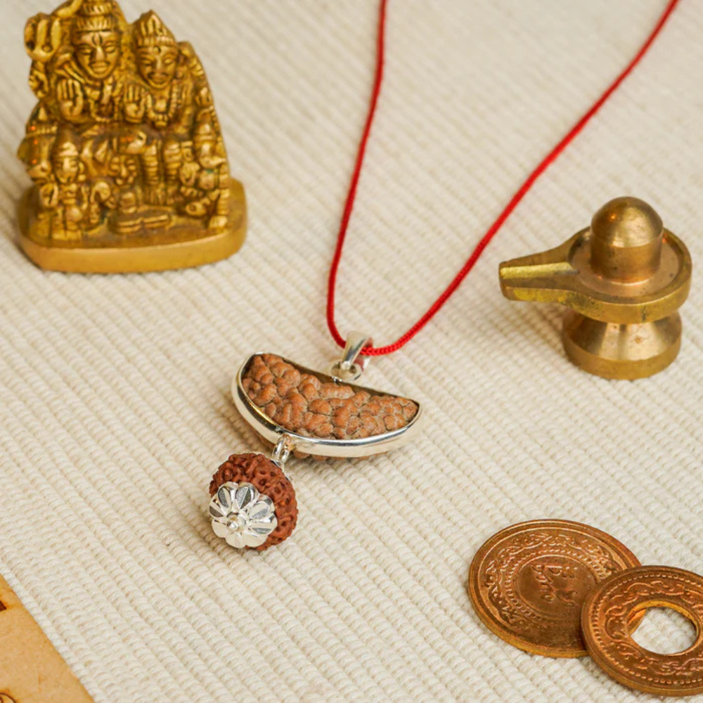 Leo Zodiac Rudraksha Kavach Main image