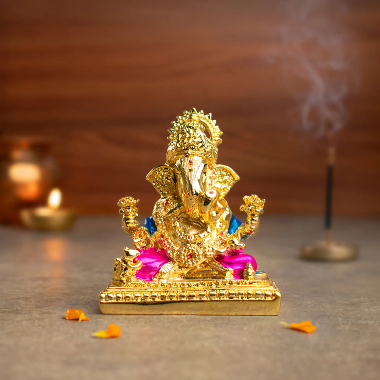 Shri Siddhivinayak Ganesha Idol Main image