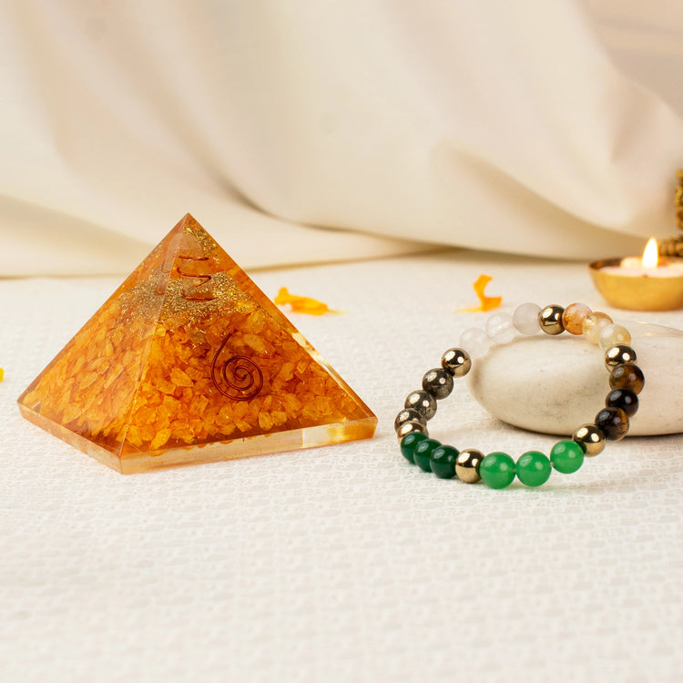 Vyapar Samriddhi Combo - Dhan Yog Bracelet with Citrine Pyramid Main image