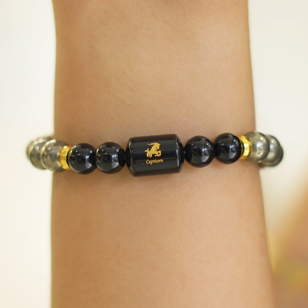 Capricorn Zodiac Makar Rashi Bracelet with Pyrite & Black Onyx