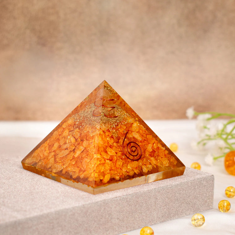 Vyapar Vridhi Pyramid - Made from Citrine Crystals Main image