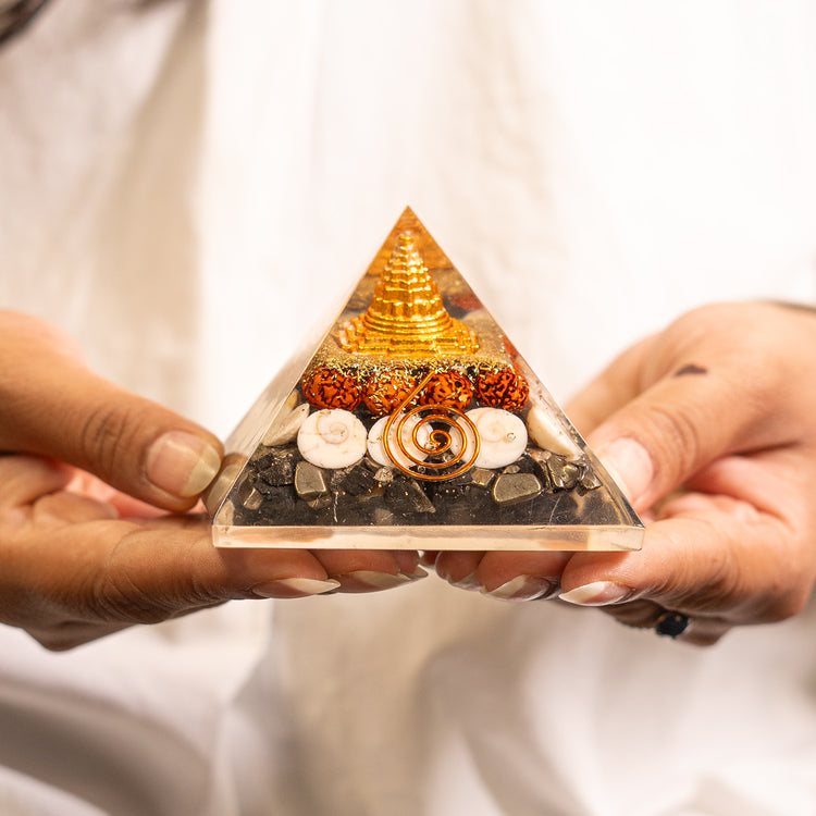 Lakshmi Yantra Pyramid